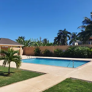  Apartment Lovely Ensuite Getaway With Pool Jamaica